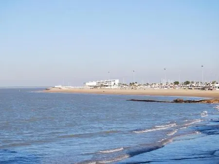 Montserrat Casa Del Mar Hotel